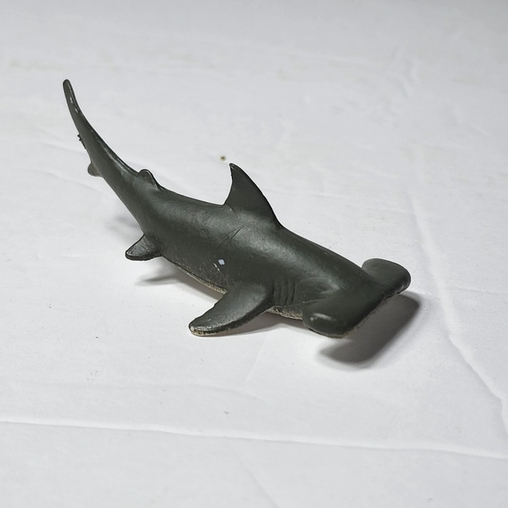 Miniature Hammerhead Shark Toy Figure Plastic Ocean Life Replacement 2.5"